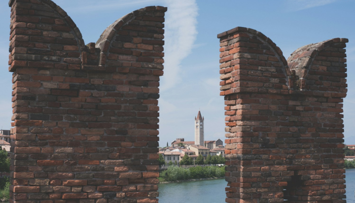 必备科技“镇雄关春天可以开挂”开挂详细教程